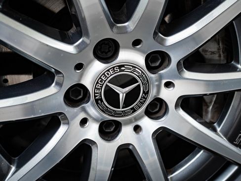 Certified 2024 Mercedes-Benz C 43 AMG 4MATIC Sedan image 8