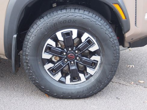 Used 2023 Nissan Frontier PRO-4X w/ Tow Package image 10