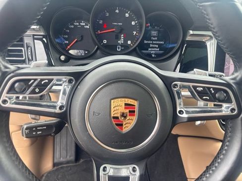 Used 2019 Porsche Macan AWD/4WD image 10