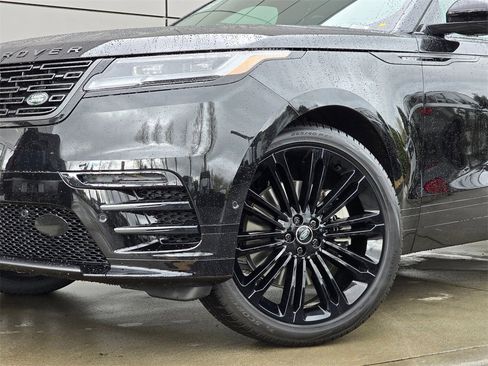 New 2026 Land Rover Range Rover Velar Dynamic SE image 2