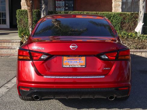 Used 2023 Nissan Altima 2.5 SR image 7