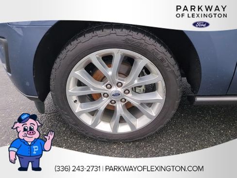 Used 2018 Ford Expedition Limited w/ Equipment Group 302A RWD image 10