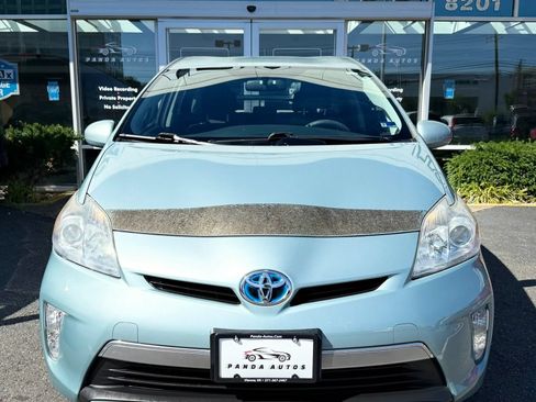 Used 2013 Toyota Prius Prime Plug-In Hybrid FWD image 2