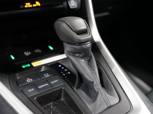 Certified 2024 Toyota RAV4 LE image 21