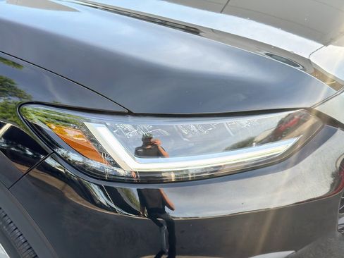 Certified 2023 Honda HR-V LX image 33