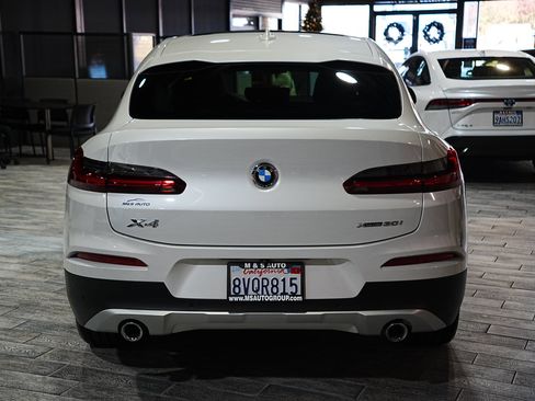 Used 2021 BMW X4 xDrive30i w/ Premium Package image 5