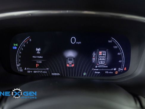 Used 2025 Acura MDX SH-AWD w/ Technology Package image 16