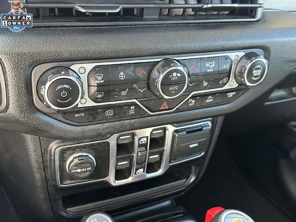 Used 2024 Jeep Wrangler Unlimited w/ Convenience Group AWD/4WD image 26