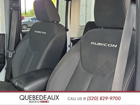 Used 2016 Jeep Wrangler Unlimited Rubicon w/ Connectivity Group AWD/4WD image 11