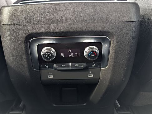 Certified 2022 GMC Yukon SLT w/ SLT Premium Package image 26