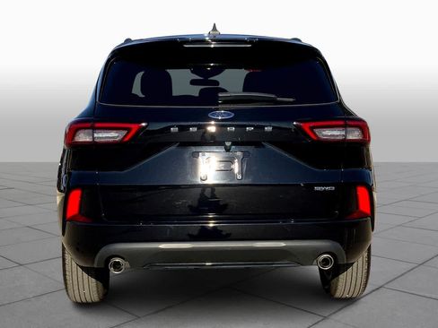 Used 2024 Ford Escape ST-Line image 8