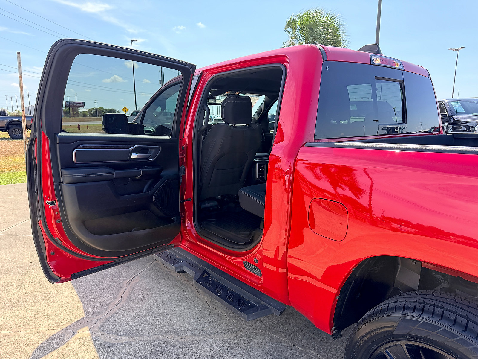 Used 2024 RAM 1500 Lone Star RWD image 18