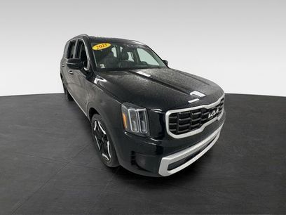 Used 2025 Kia Telluride S