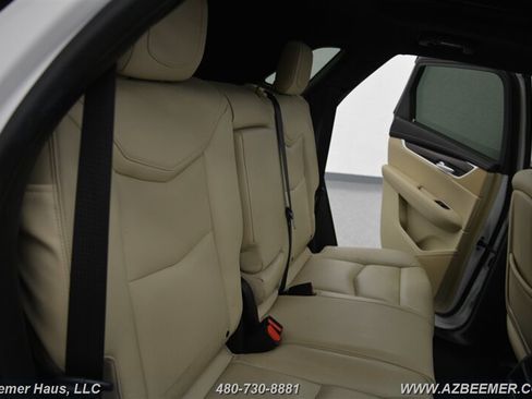 Used 2017 Cadillac XT5 Premium Luxury image 24
