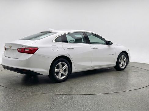 Used 2024 Chevrolet Malibu LT image 9