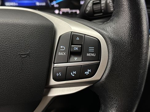 Used 2022 Ford Explorer XLT RWD image 27