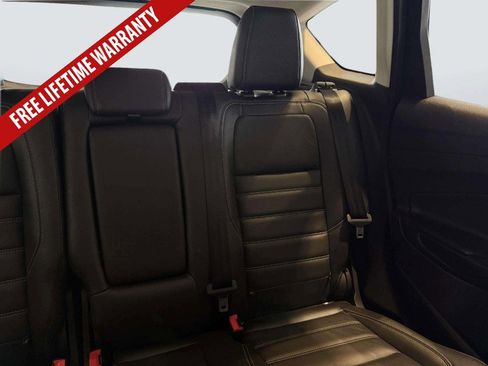 Used 2017 Ford C-MAX Energi Titanium FWD image 26