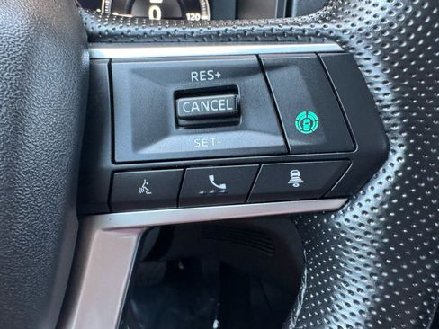 Used 2024 Mitsubishi Outlander SE AWD/4WD image 21