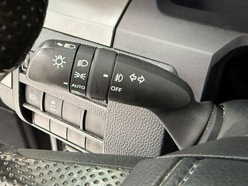 Used 2024 Toyota Tacoma SR5 image 15