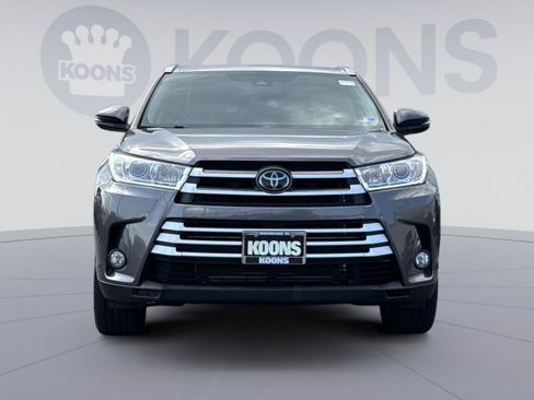 Used 2019 Toyota Highlander XLE AWD/4WD image 11