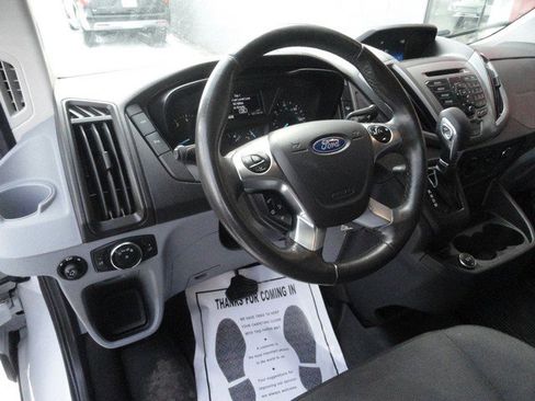 Used 2019 Ford Transit 150 XLT image 8