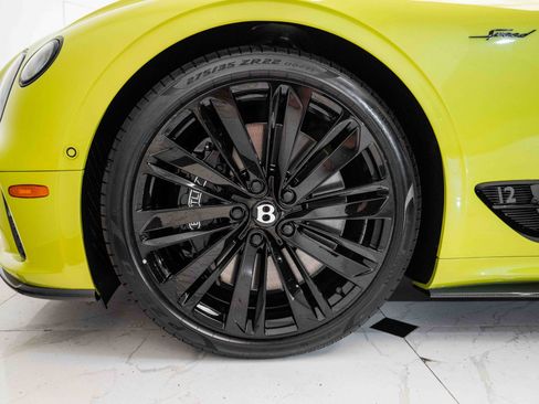 Used 2024 Bentley Continental GT Speed image 5