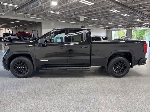Used 2025 GMC Sierra 1500 Elevation AWD/4WD image 4