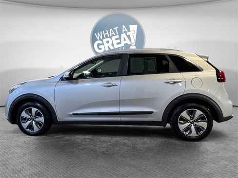 Certified 2018 Kia Niro LX image 7