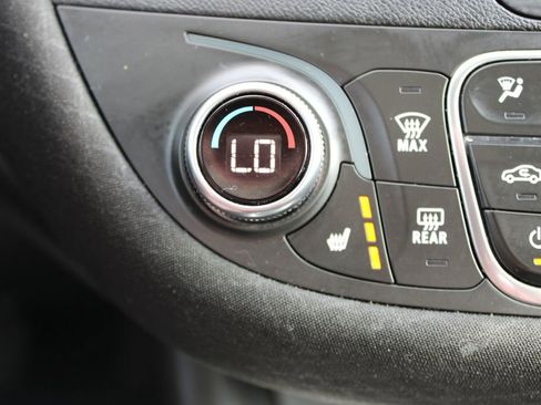 Used 2024 Chevrolet Malibu LT FWD image 43