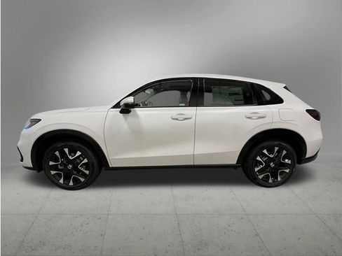 New 2026 Honda HR-V EX-L image 2