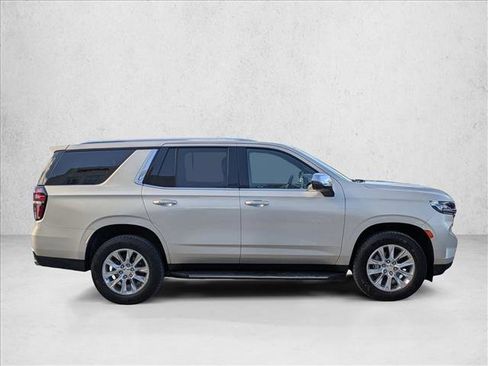 Used 2021 Chevrolet Tahoe Premier w/ Premium Package image 4