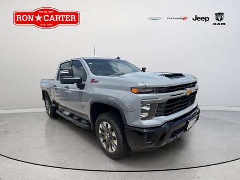 Used 2024 Chevrolet Silverado 2500 Custom w/ Custom Value Package AWD/4WD image 1