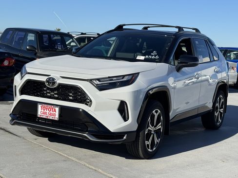 New 2025 Toyota RAV4 XSE image 11