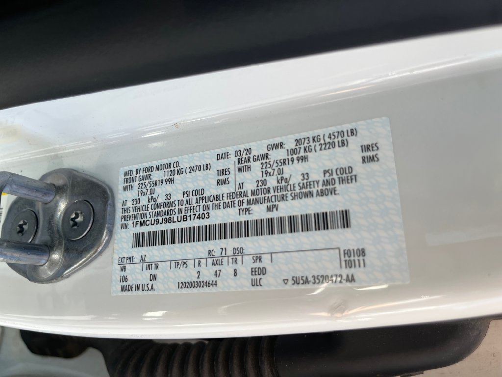 Used 2020 Ford Escape Titanium AWD/4WD image 31