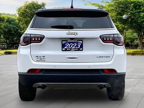 Used 2023 Jeep Compass Limited AWD/4WD image 4
