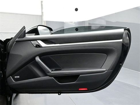 Used 2021 Porsche 911 Targa 4S image 16