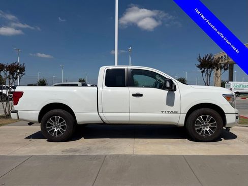 Used 2024 Nissan Titan SV w/ SV Utility Package AWD/4WD image 20