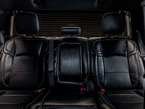 Used 2025 RAM 3500 Big Horn image 24