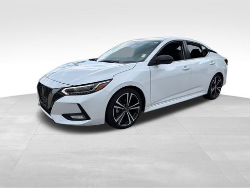 Used 2023 Nissan Sentra SR w/ SR Premium Package FWD image 5