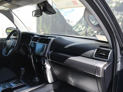 Used 2024 Toyota 4Runner SR5 AWD/4WD image 24