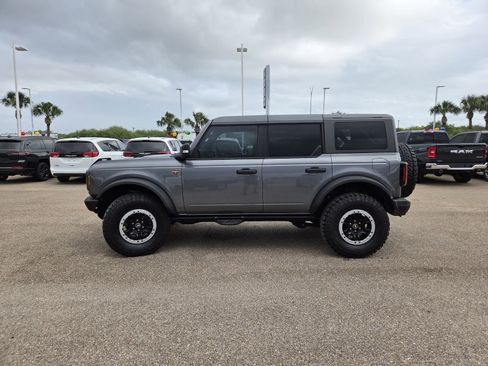 Used 2024 Ford Bronco Badlands AWD/4WD image 4