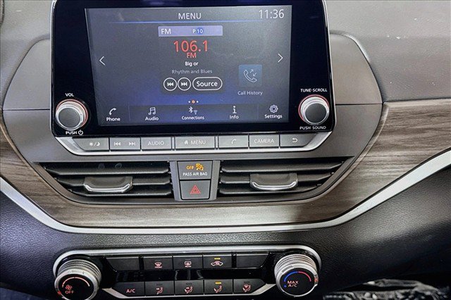 Used 2023 Nissan Altima 2.5 SV AWD/4WD image 13