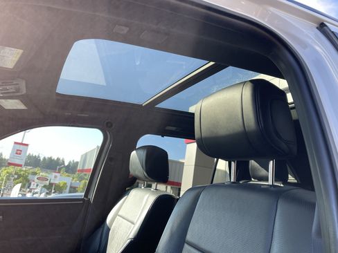 Certified 2023 Toyota Sequoia Platinum AWD/4WD image 18