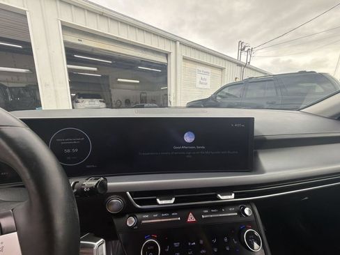 Used 2024 Hyundai Sonata Limited FWD image 16