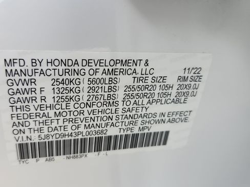 Certified 2023 Acura MDX w/Technology Package image 27