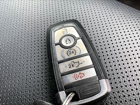 Certified 2023 Ford F150 Lariat image 15