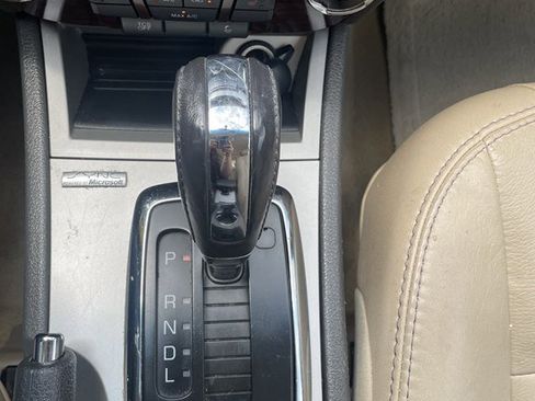 Used 2011 Ford Fusion SEL image 15