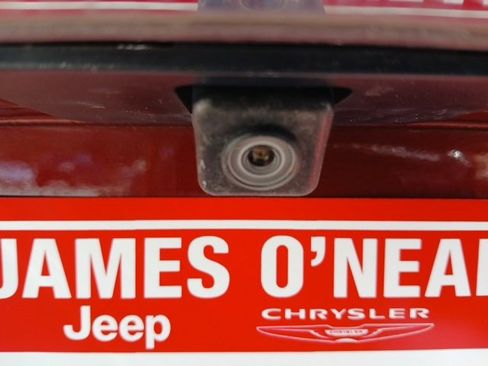 Used 2020 GMC Yukon XL Denali image 4