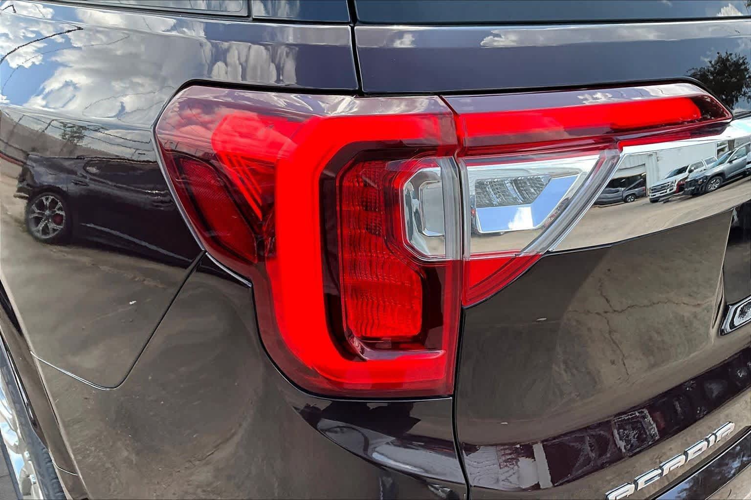 Used 2020 GMC Acadia Denali AWD/4WD image 28