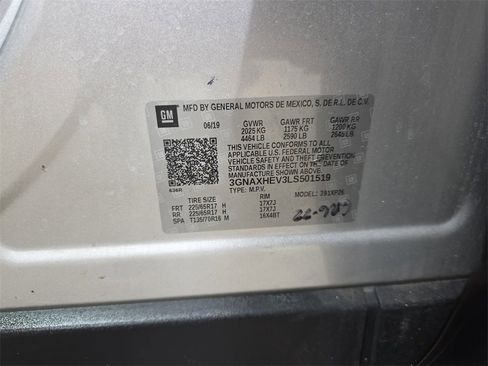 Used 2020 Chevrolet Equinox LS w/ LS Convenience Package image 34